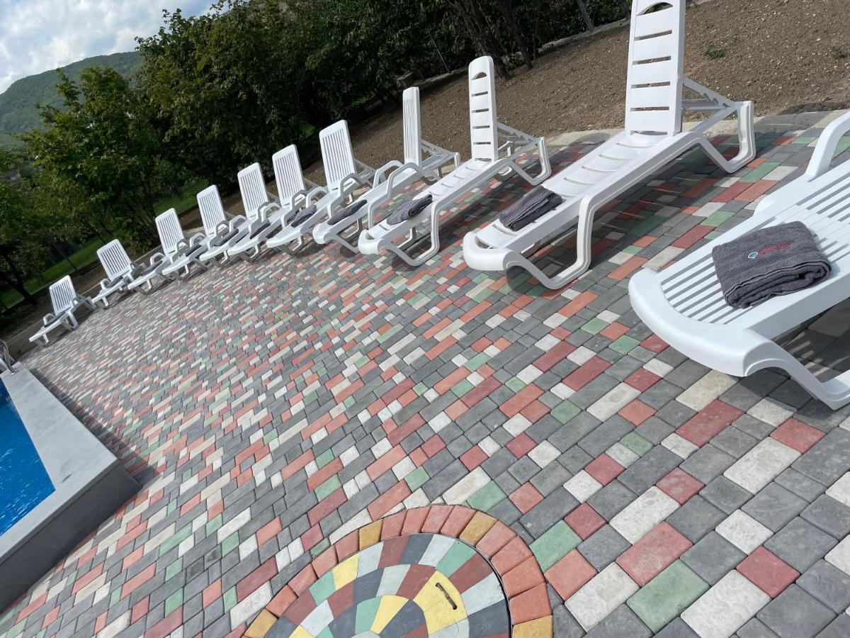 Kamar Hotel Ijevan Exterior foto